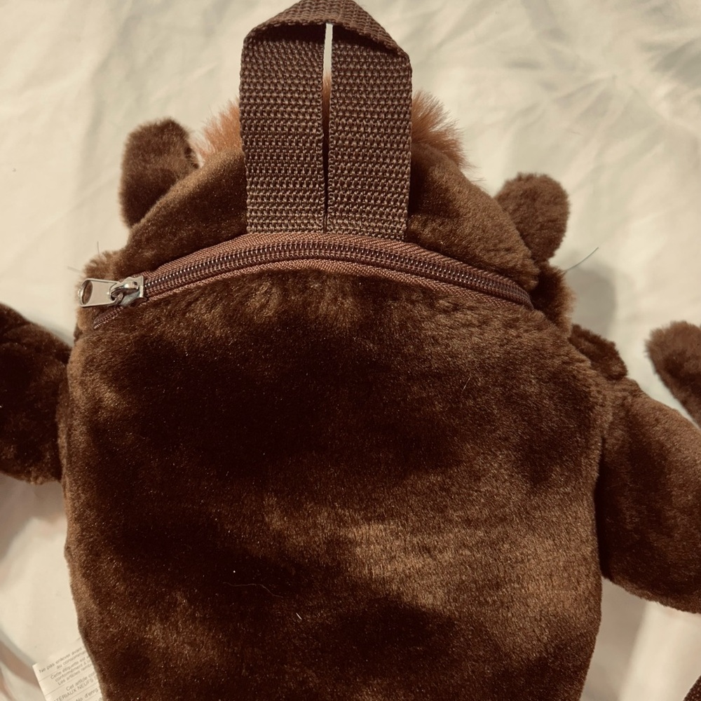 Back pack “Taz” The Tasmanian Devil - Picture 9 of 10